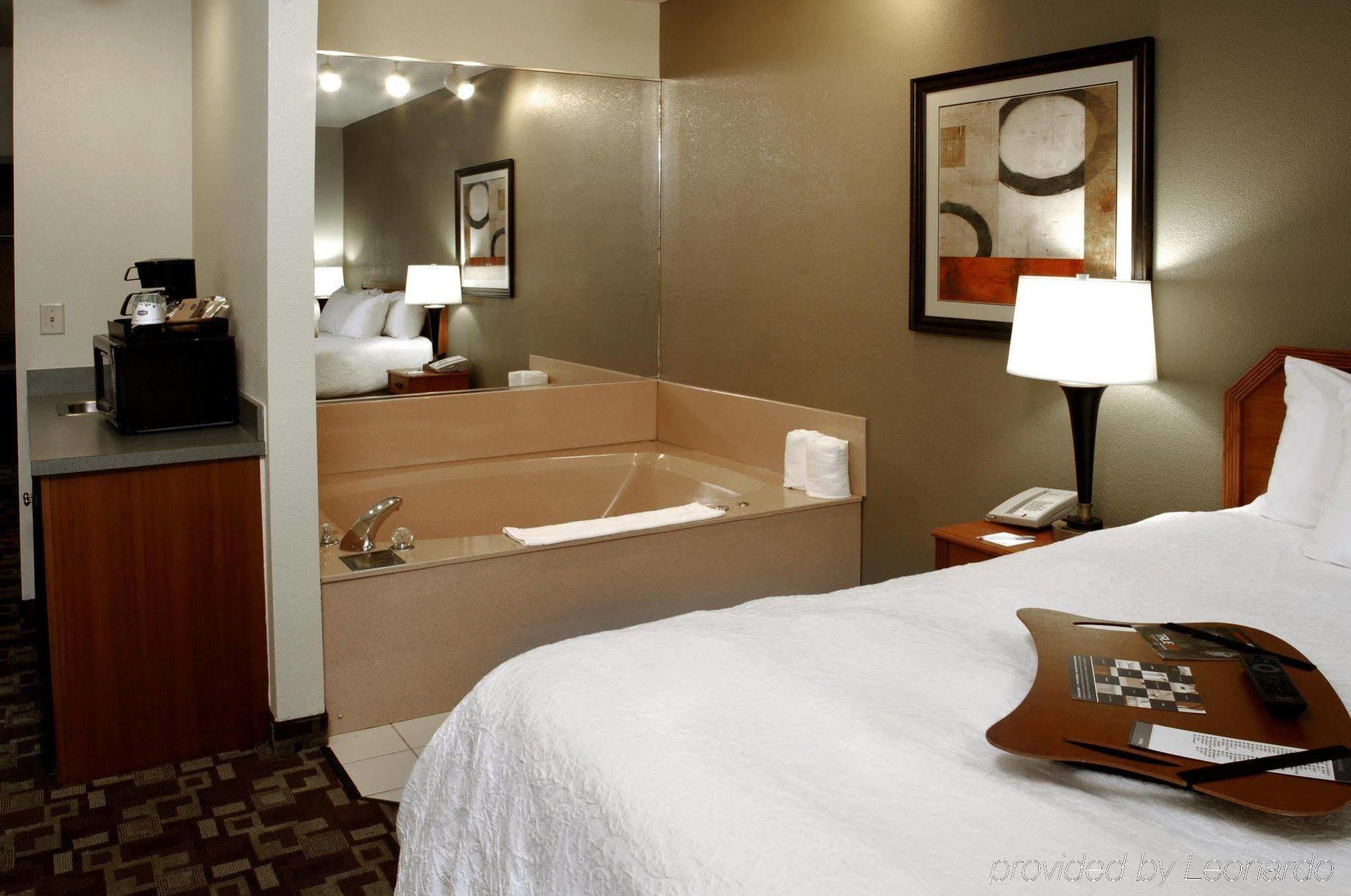 Hampton Inn Portage Exteriör bild